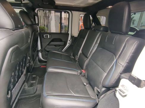 Used 2022 Jeep Wrangler Unlimited Rubicon 4xe w/ Cold Weather Group image 15