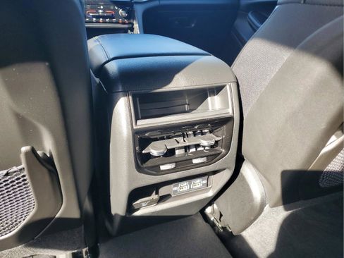 Certified 2025 Jeep Grand Cherokee Altitude image 16