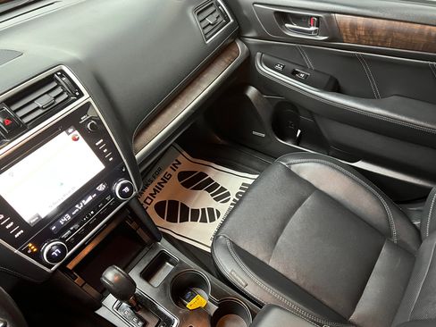 Used 2019 Subaru Outback 2.5i Limited image 25