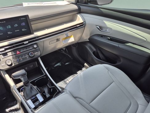 New 2026 Hyundai Tucson SE FWD image 13