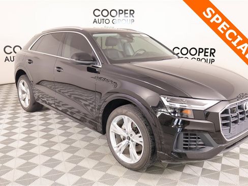 Used 2022 Audi Q8 Premium Plus w/ Premium Plus Package image 1