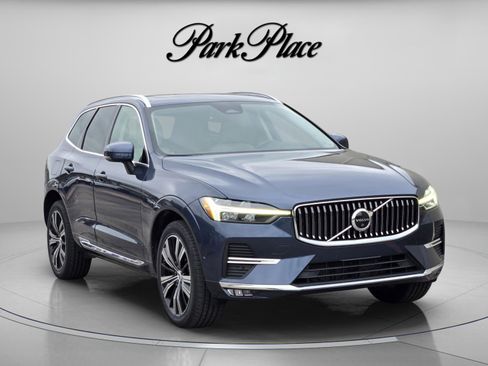 Used 2023 Volvo XC60 B5 Plus AWD/4WD image 8