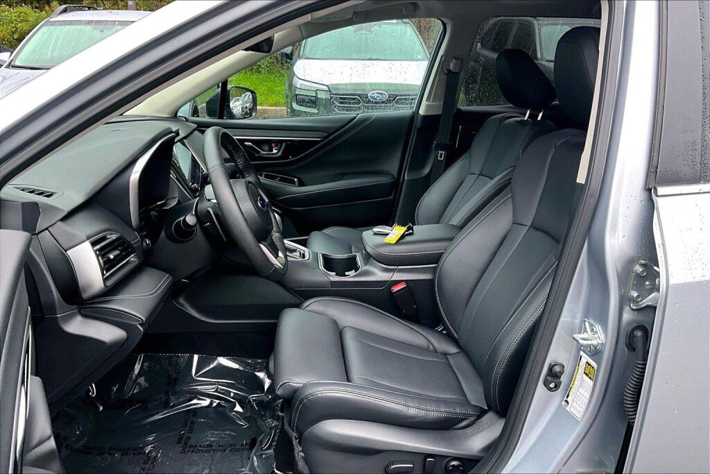 Certified 2025 Subaru Outback Limited AWD/4WD image 15