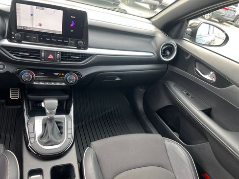 Used 2024 Kia Forte GT-Line image 21