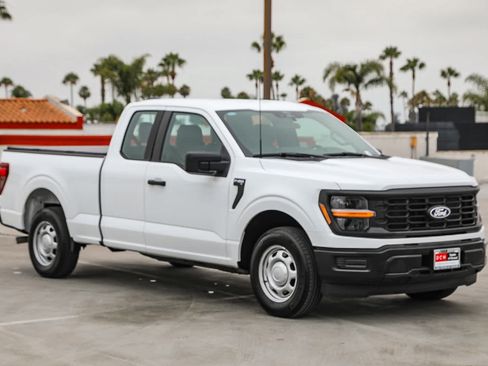 Used 2026 Ford F150 XL RWD image 3