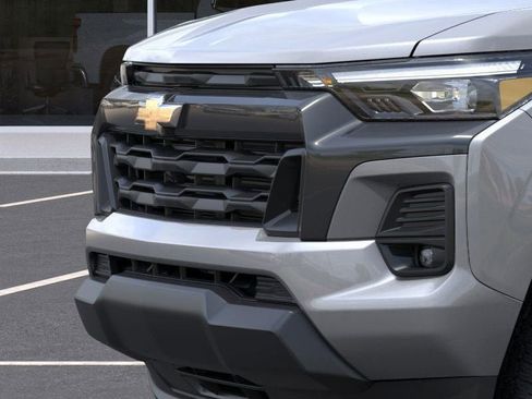 New 2025 Chevrolet Colorado LT w/ LT Convenience Package RWD image 13