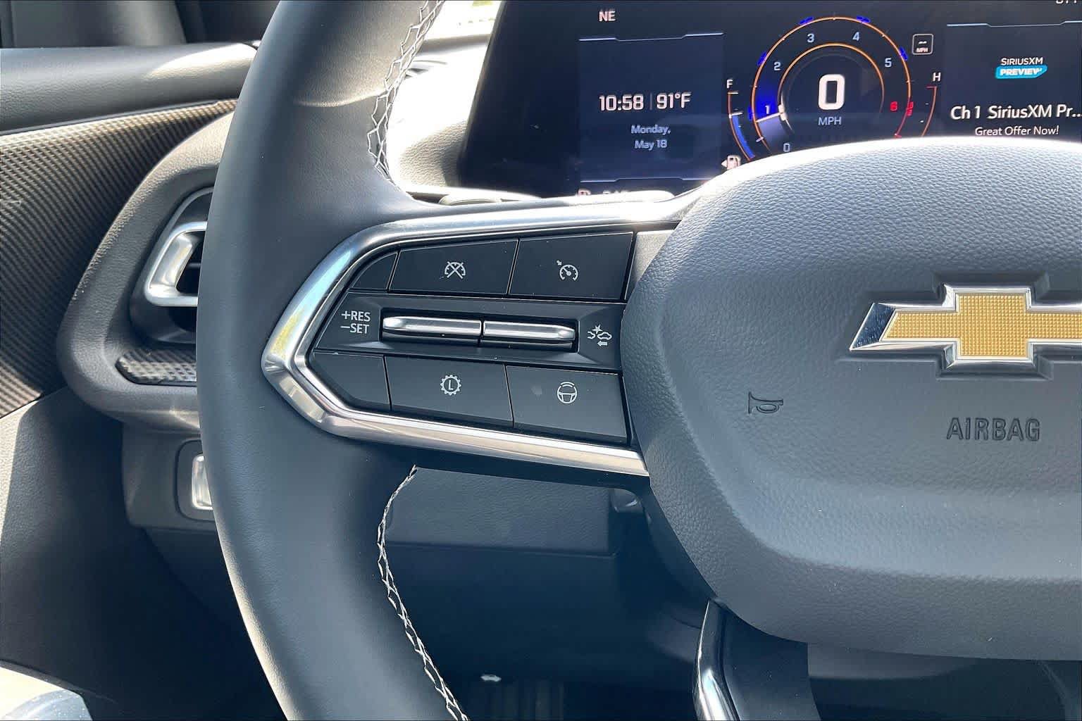 Used 2025 Chevrolet Traverse High Country w/ LPO, Floor Liner Package FWD image 51
