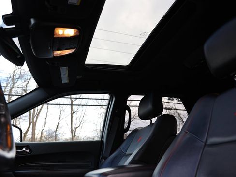 Used 2023 Dodge Durango R/T image 24