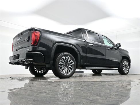Used 2024 GMC Sierra 1500 Denali Ultimate image 15