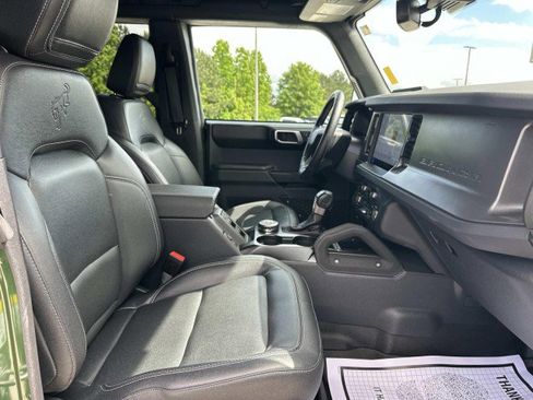 Used 2025 Ford Bronco Badlands AWD/4WD image 13