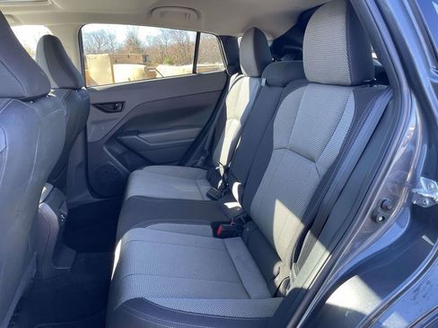 Used 2024 Subaru Crosstrek 2.0i Premium image 3