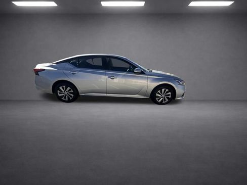 Used 2021 Nissan Altima 2.5 S FWD image 12