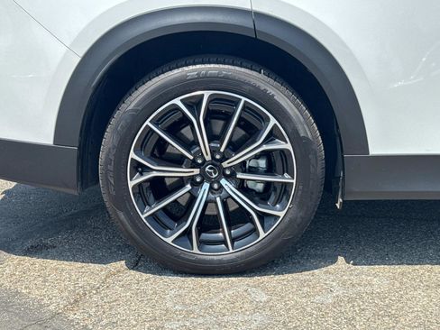 Certified 2025 MAZDA CX-70 Plug-In Hybrid w/ Premium Plus image 29