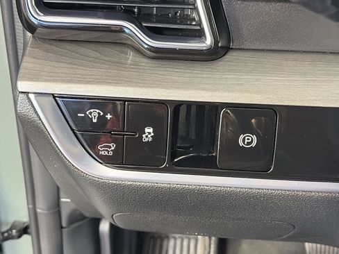 Certified 2023 Kia Sportage X-Line w/ X-Line Premium Package image 29