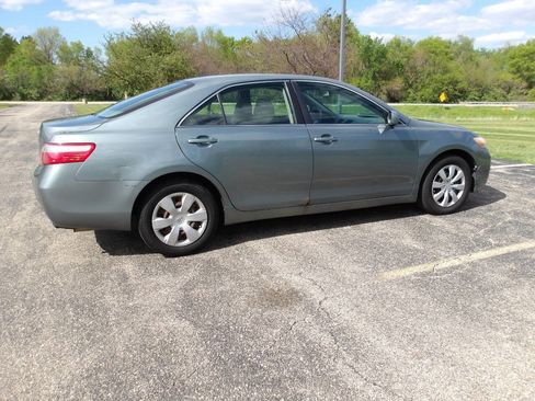 Used 2007 Toyota Camry LE FWD image 10