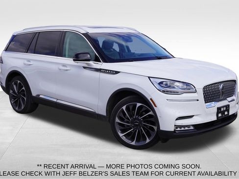 Used 2020 Lincoln Aviator Reserve w/ Equipment Group 202A image 1