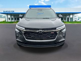 New 2026 Chevrolet Trax RS w/ Sunroof Package FWD video 3