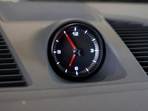 Certified 2023 Porsche Cayenne Platinum Edition AWD/4WD image 27