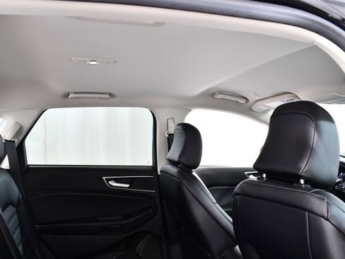 Used 2024 Ford Edge SEL w/ Convenience Package image 18