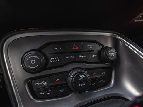 Used 2022 Dodge Challenger R/T Scat Pack RWD image 18
