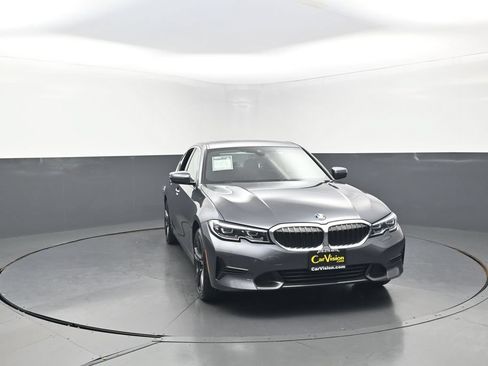 Used 2021 BMW 330i xDrive Sedan w/ Convenience Package AWD/4WD image 5