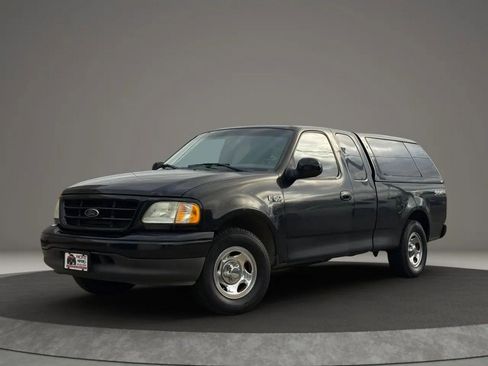 Used 2002 Ford F150 XL RWD image 2