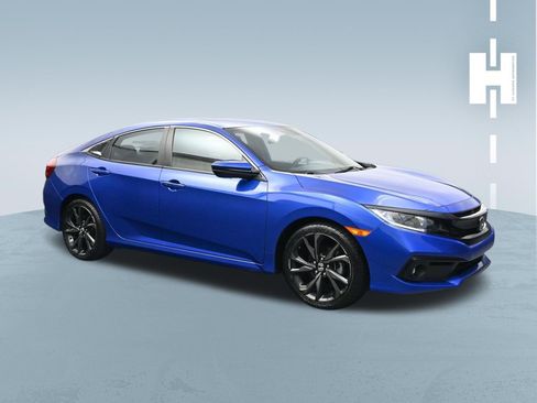 Used 2020 Honda Civic Sport image 2