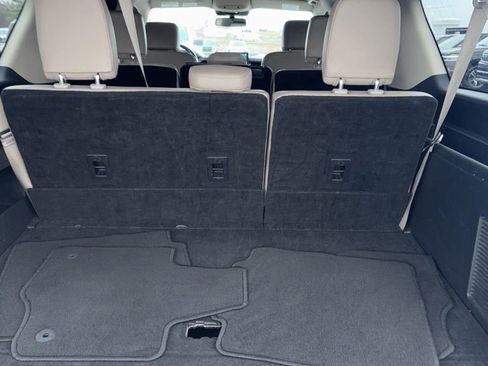 Certified 2023 Ford Expedition Max XLT image 15