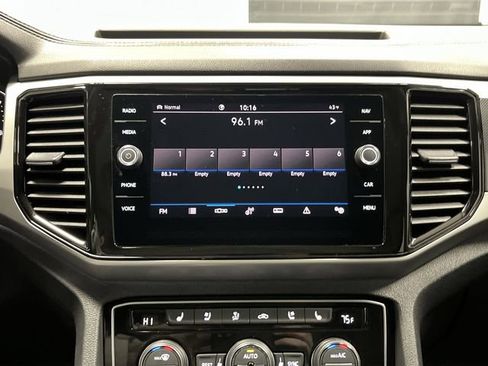 Used 2023 Volkswagen Atlas SEL Premium image 20