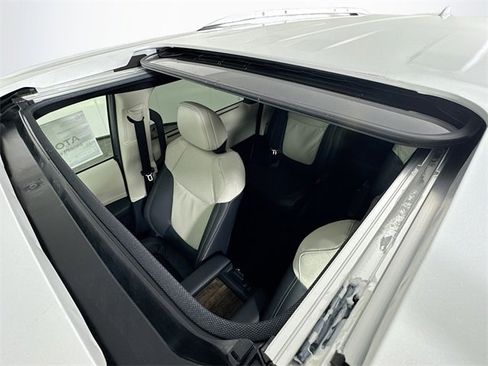 New 2026 Toyota Sienna Limited image 12