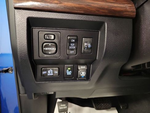 Used 2017 Toyota Tundra Limited image 20