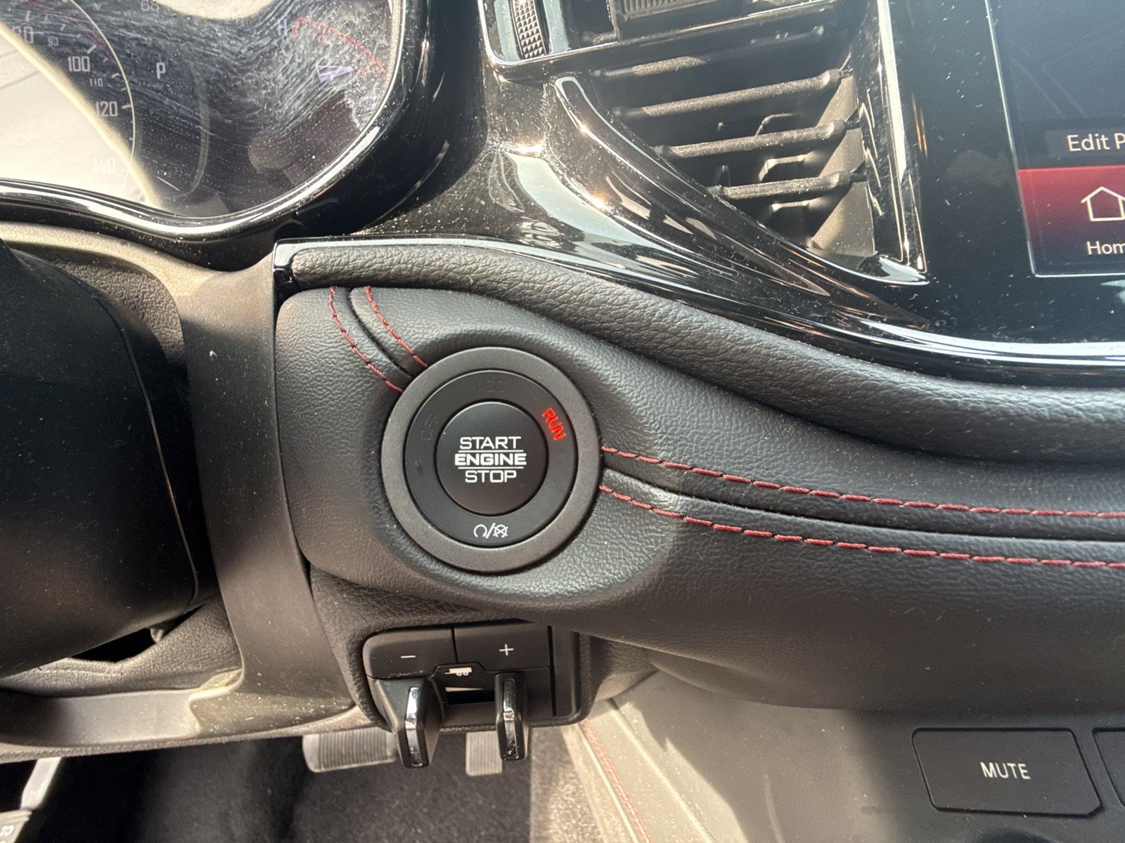 Used 2023 Dodge Durango R/T AWD/4WD image 15