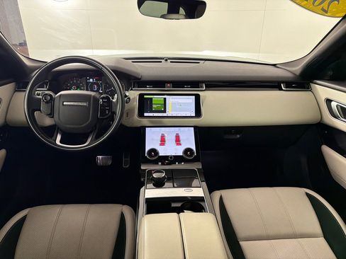 Used 2020 Land Rover Range Rover Velar R-Dynamic S image 27