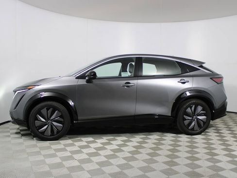 Used 2024 Nissan Ariya FWD image 31