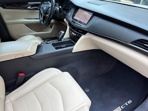 Used 2020 Cadillac CT6 Luxury w/ LPO, Premium Carpet Package AWD/4WD image 14