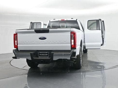 New 2026 Ford F250 XLT w/ F-250 >10K GVWR Package RWD image 23