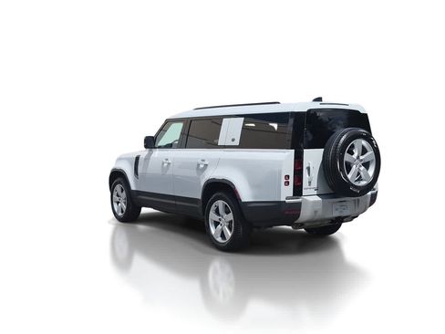 Used 2023 Land Rover Defender 130 SE AWD/4WD image 6