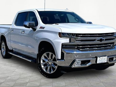 Used 2021 Chevrolet Silverado 1500 LTZ w/ Z71 Off-Road Package AWD/4WD image 12