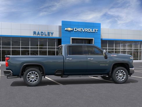 New 2026 Chevrolet Silverado 2500 LTZ w/ LTZ Plus Package AWD/4WD image 5