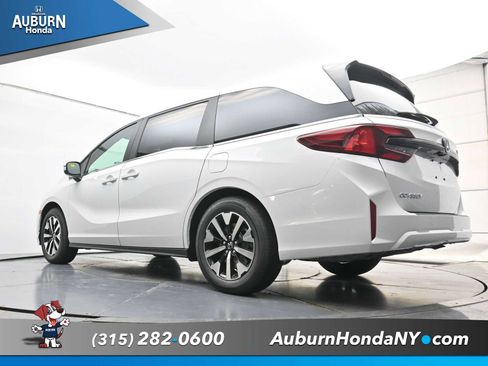 New 2026 Honda Odyssey EX-L image 21