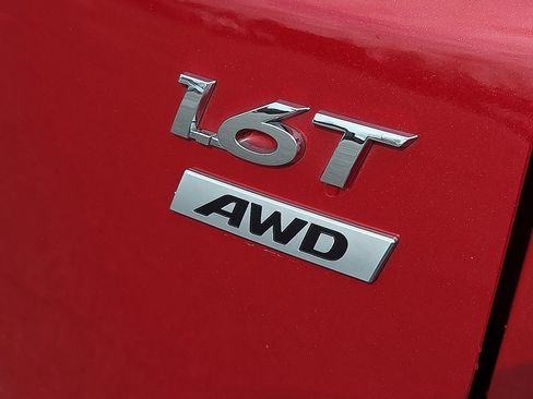 Used 2022 Hyundai Kona N Line w/ Tech Package image 8