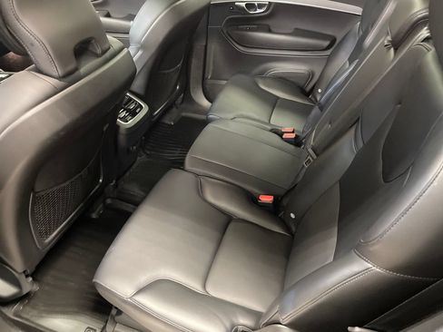 Certified 2023 Volvo XC90 B5 Core w/ Climate Package AWD/4WD image 23