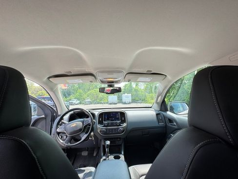 Used 2022 Chevrolet Colorado Z71 image 13