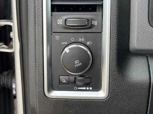 Used 2017 RAM 1500 Lone Star image 25