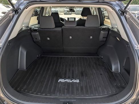 Used 2023 Toyota RAV4 LE FWD image 26
