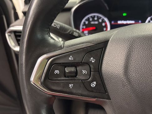 Used 2023 Chevrolet TrailBlazer LT AWD/4WD image 16