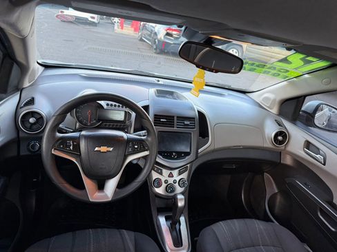 Used 2013 Chevrolet Sonic LT image 11