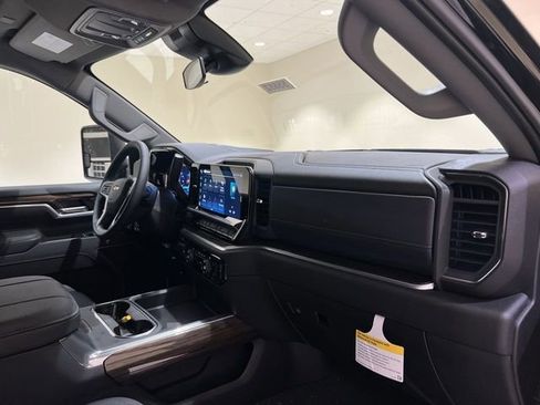 New 2026 Chevrolet Silverado 3500 LT w/ Convenience Package AWD/4WD image 24