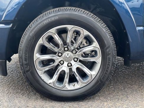 Used 2022 RAM 1500 Laramie w/ Sport Appearance Package RWD image 10