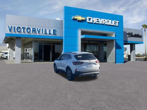 Used 2023 Ford Escape Platinum image 7